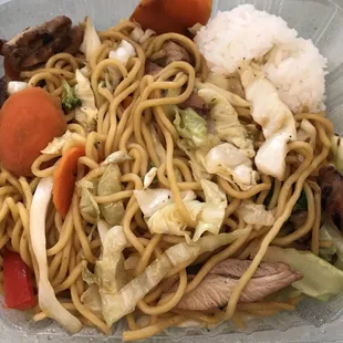 ramen and noodles, food
