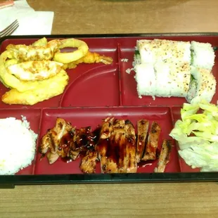 It may look good but beware it was perhaps the worst bento on the planet.