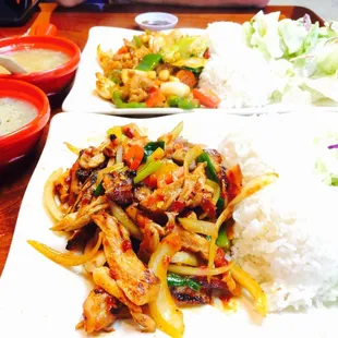 Good food.. Reasonable price + free egg flower soup!! What else can you ask for!!!