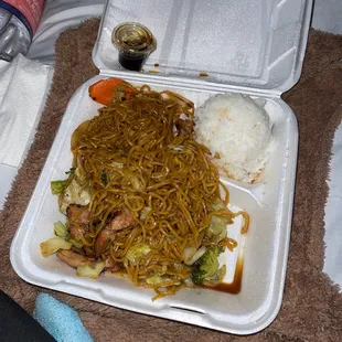 Chicken Yakisoba