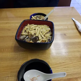 Hot and sour soup with wontons