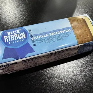 Blue Ribbon vanilla sandwich