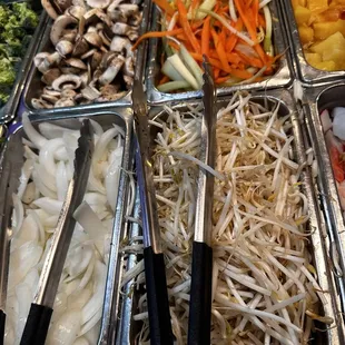 ramen and noodles, interior