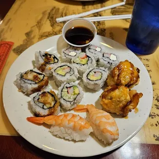 Good selection of both raw &amp; cooked sushi.