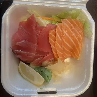 Tuna and salmon Sashimi plate 6pcs $11.95 12/1/23