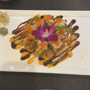 8 Piece Volcano Roll