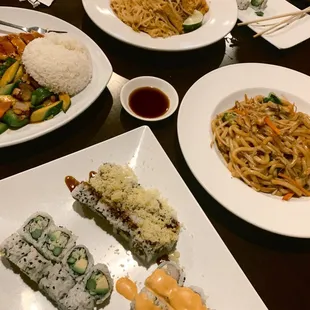 Spicy Yellowtail Roll, AAC roll, Crunch Roll, Chicken Breast and Scallops Teriyaki, Spicy Pad Thai, Yaki Udon
