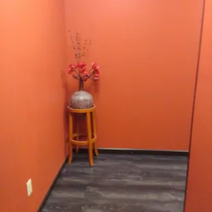 More decor on the way to the bathroom.