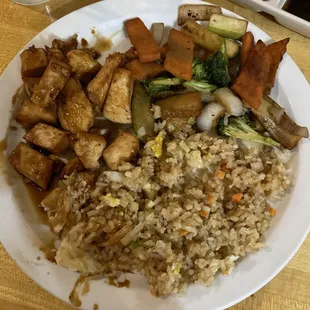 The hibachi chicken here is to die for!!
