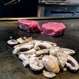 steaks and mushrooms