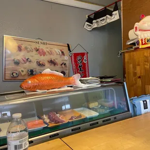 Little sushi bar