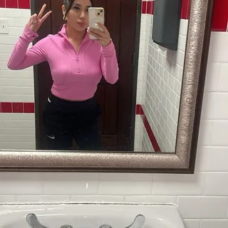 Noelle S.