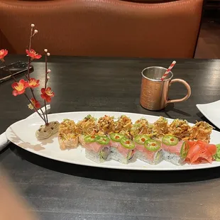 sushi, sashimi, sushi and sashimi, food