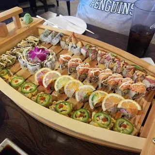 Black Pepper Tuna Roll Special