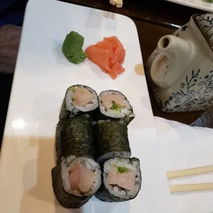 Yellowtail tuna roll January 2024