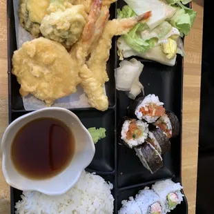 spicy tuna roll bento (1 item)