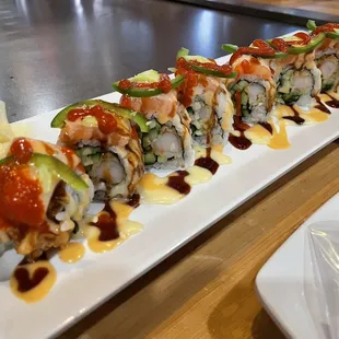 Spicy salmon roll