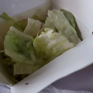 Lettuce with tasty dressing