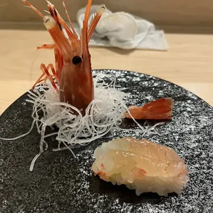 Part of nigiri omakase live Amebi was still alive and moving