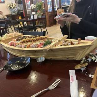 Deluxe sushi platter