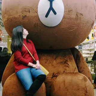 April Y.