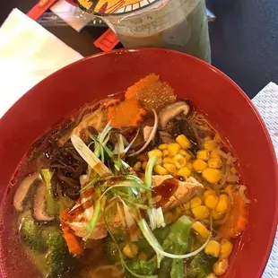 ramen and noodles, food