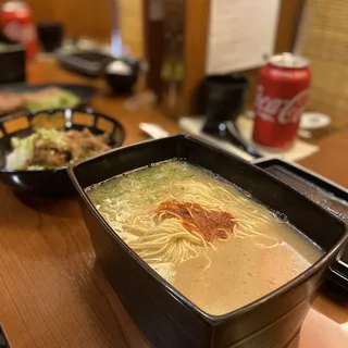 Ichiran Selection - A (Classic Tonkotsu Ramen Recommended Toppings Set Kaedama (Noodle Refill))