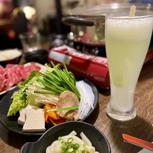 Melona shochu and shabu shabu set with udon