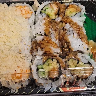  tray of sushi