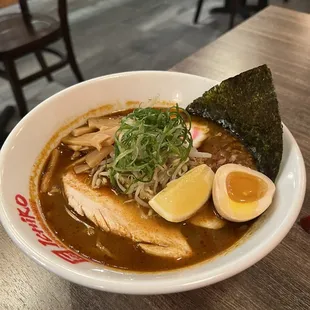 Tom yum ramen