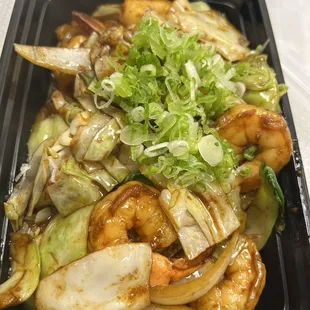 Shrimp yaki udon