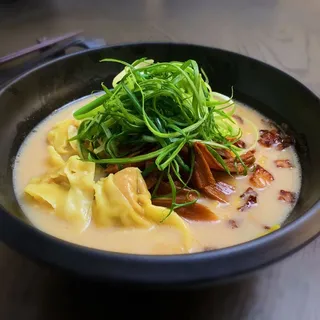 Wonton Ramen