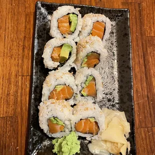 Salmon avocado roll