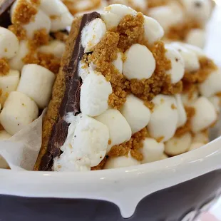 S&apos;mores Bar