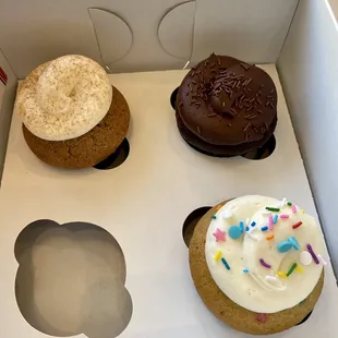 Snickerdoodle, Chocolate Chocolate, Confetti--all yummy!