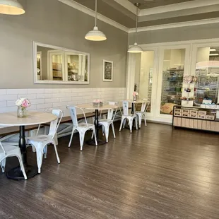 01.14.25 spacious interior