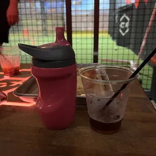 Cup size for fountain drink.. NO REFILLS!