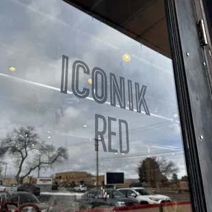 Iconik Red, front door