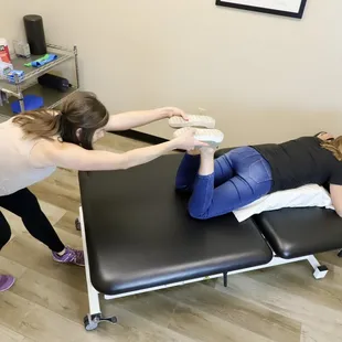 prenatal chiropractic adjustment