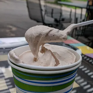 Reese's peanut butter cup icy blast