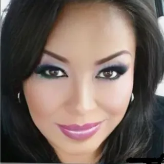 Tina G.