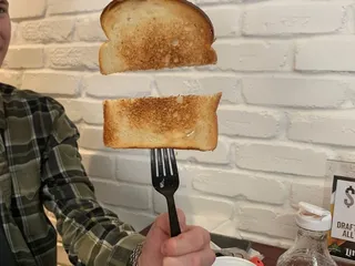 Tony's Diner