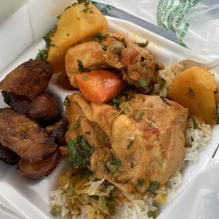 Chicken stew and plantains!