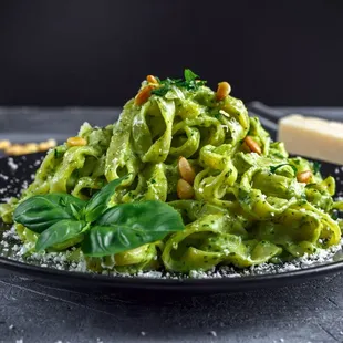 Fettuccine with pesto