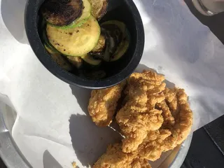 5th Street Bar & Grill