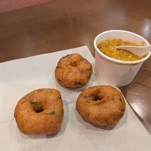Samples of crispy medu vadas and some sambar rice