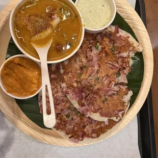 Onion and chilli utthapam