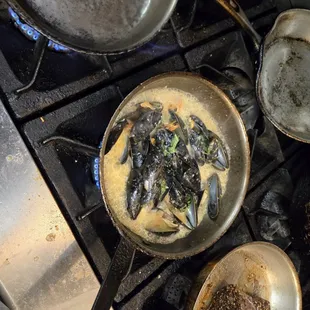 Mussels being cooked