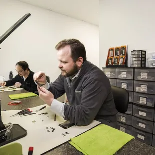 iFixOmaha Technicians Hard At Work