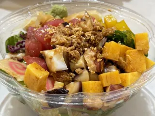 Hilo Poke' & Sushi